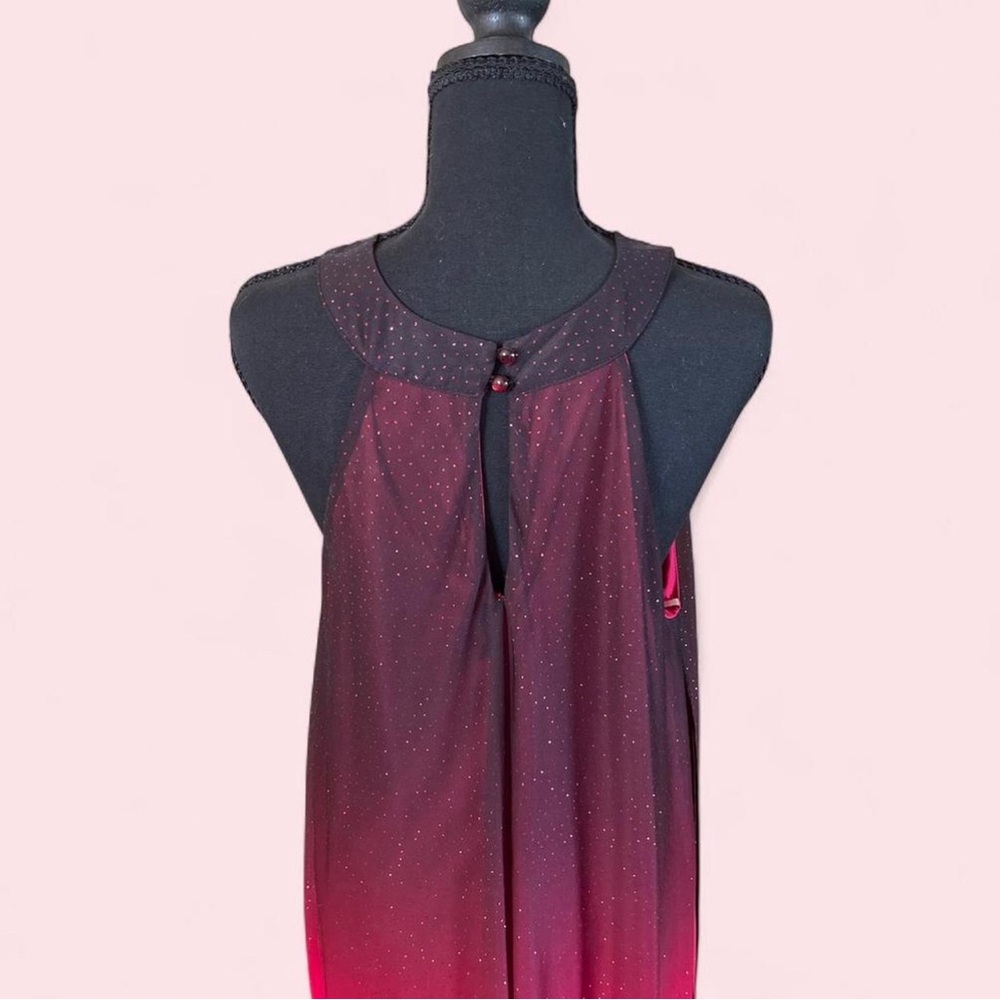 VENUS Sleeveless Ombre Maxi Dress in Red and black - Picture 4 of 6